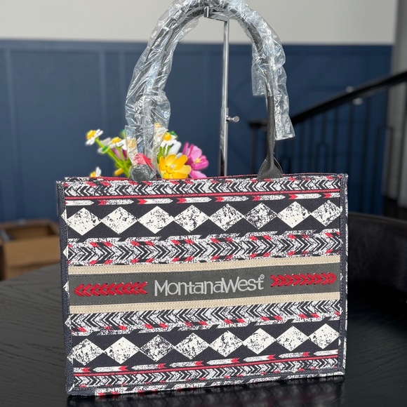 Montana West Boho Ethnic Print Concealed Carry Wide Tote Black NWT - Picture 1 of 8